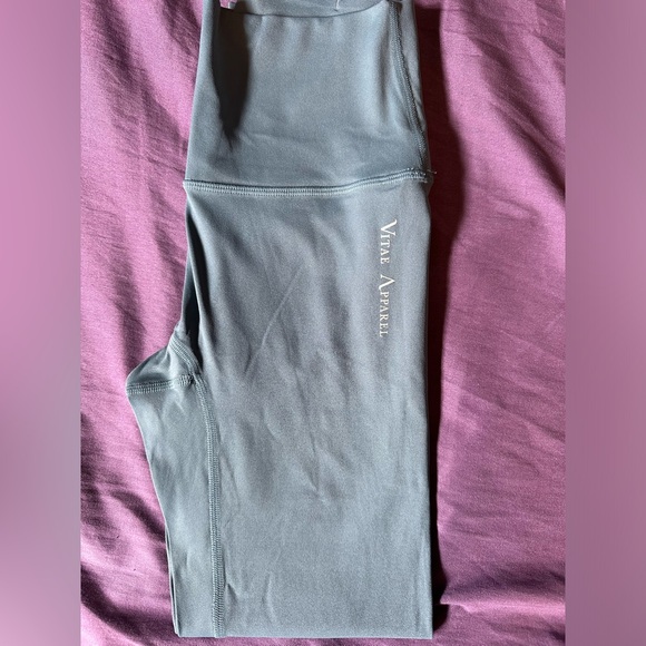 Vitae Apparel seamless leggings - Picture 2 of 6